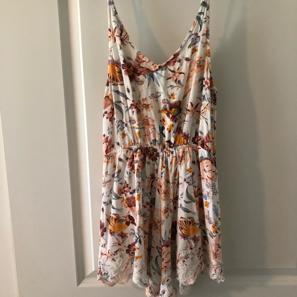 Romper - Picture 5 of 6